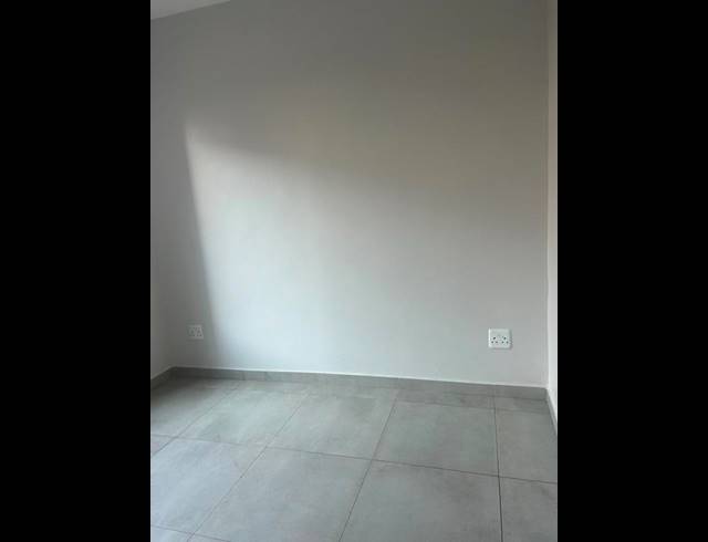 3 BEDROOM APARTMENT FOR SALE IN SILVER LAKES